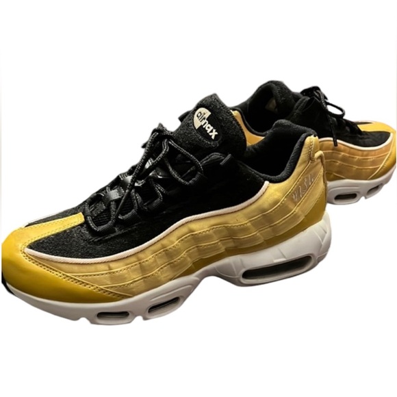 Nike Women’s Air Max 95 LX Running Shoes Size 8. - Picture 2 of 12